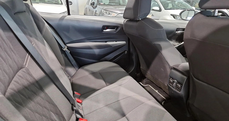 Toyota Corolla cena 104900 przebieg: 45274, rok produkcji 2022 z Skalbmierz małe 79